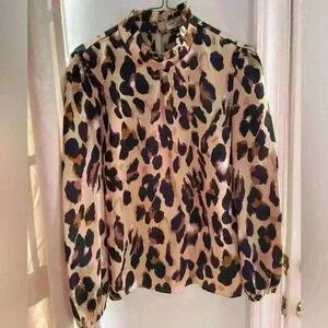 Boutique Style Animal Print Blouse Size Small